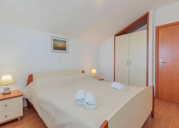 Apartamento Irena-2 By Interhome *